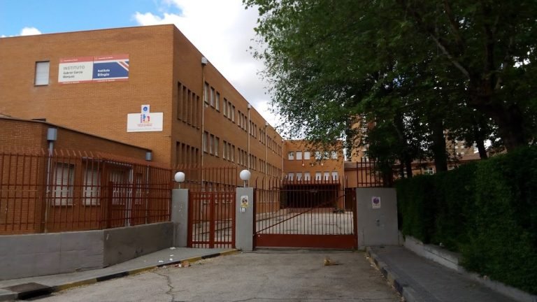 Wu Xing Madrid y el Instituto Gabriel García Márquez firman un acuerdo para fomentar la autoprotección y la confianza en jóvenes